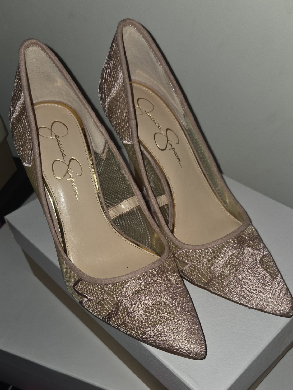 Jessica Simpson Metallic Rose Gold Pointed-Toe Pumps